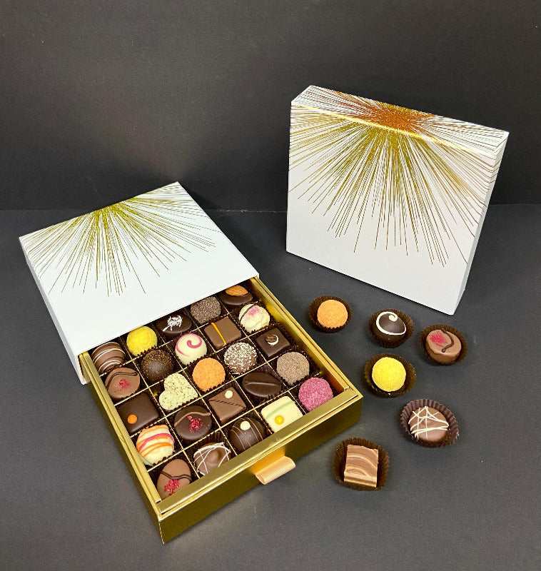 Pralinenpackung weiss_goldener_Stern_25er handgemacht